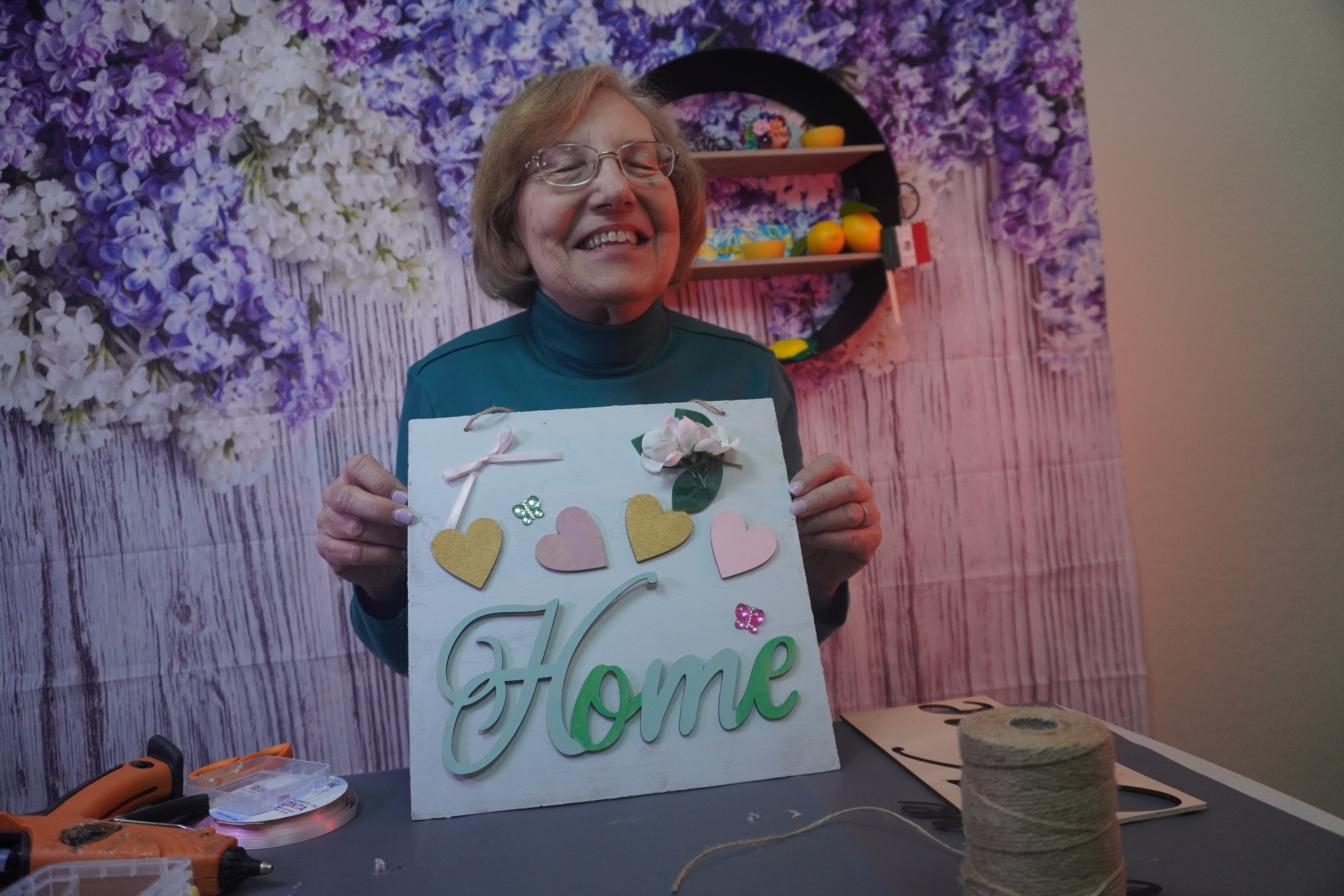 DIY Decorative Wall Signs and Plaques 